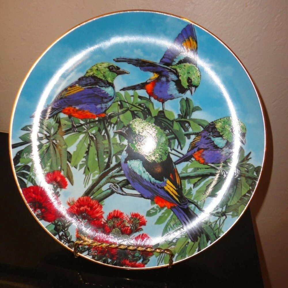 KONRAD HACK Seven-Colored Tanager Exotic Bird Decorative Plate